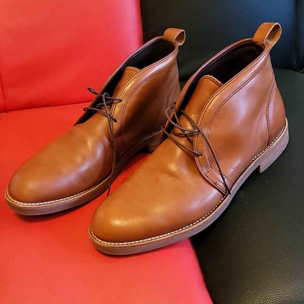 ALLEN EDMONDS - Nomad Chukka - Men's Size 9 D